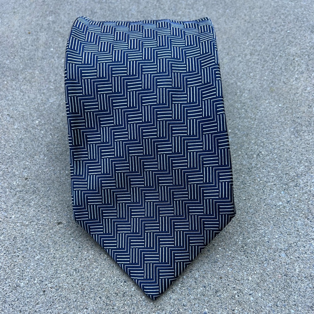 Ralph Lauren Purple Label Luxury Men's Handmade Geometric Patterned Silk Tie